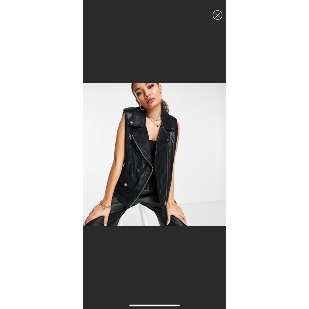 ***CLEARANCE***Vegan/Faux Leather Moto Vest DKNY XXS